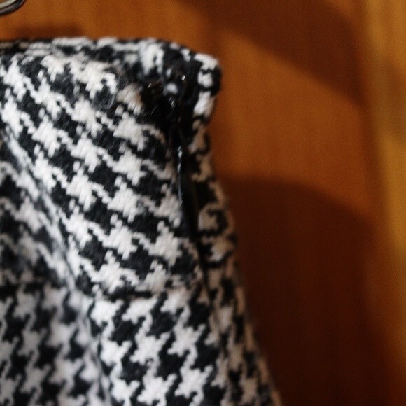 Vesti Black White Houndstooth Pencil Skirt Career Academia Style Size 10 - Picture 8 of 10